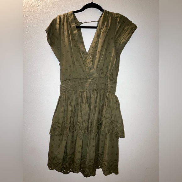 Green dress. - Picture 5 of 5